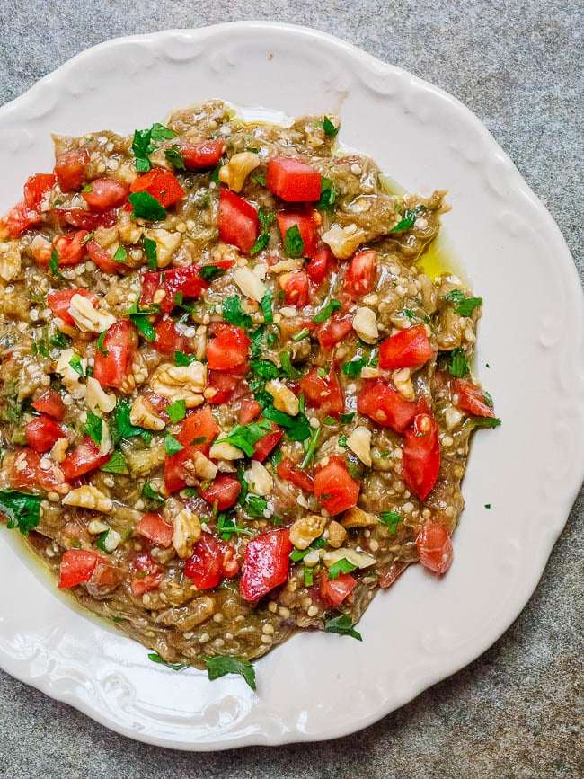 بابا گانوش سوری از بالا به پایین دیده می شود