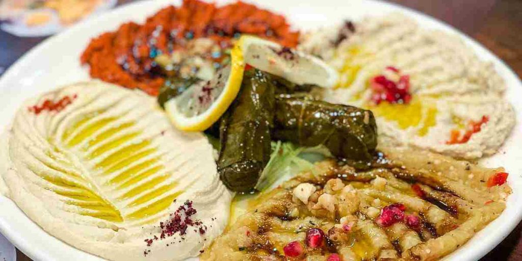 حلاووت الجبن (رولت های پنیر شیرین سوری)